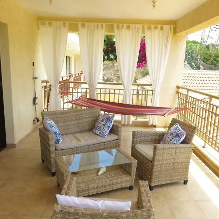 Apartment Palaepaphos Gardens *